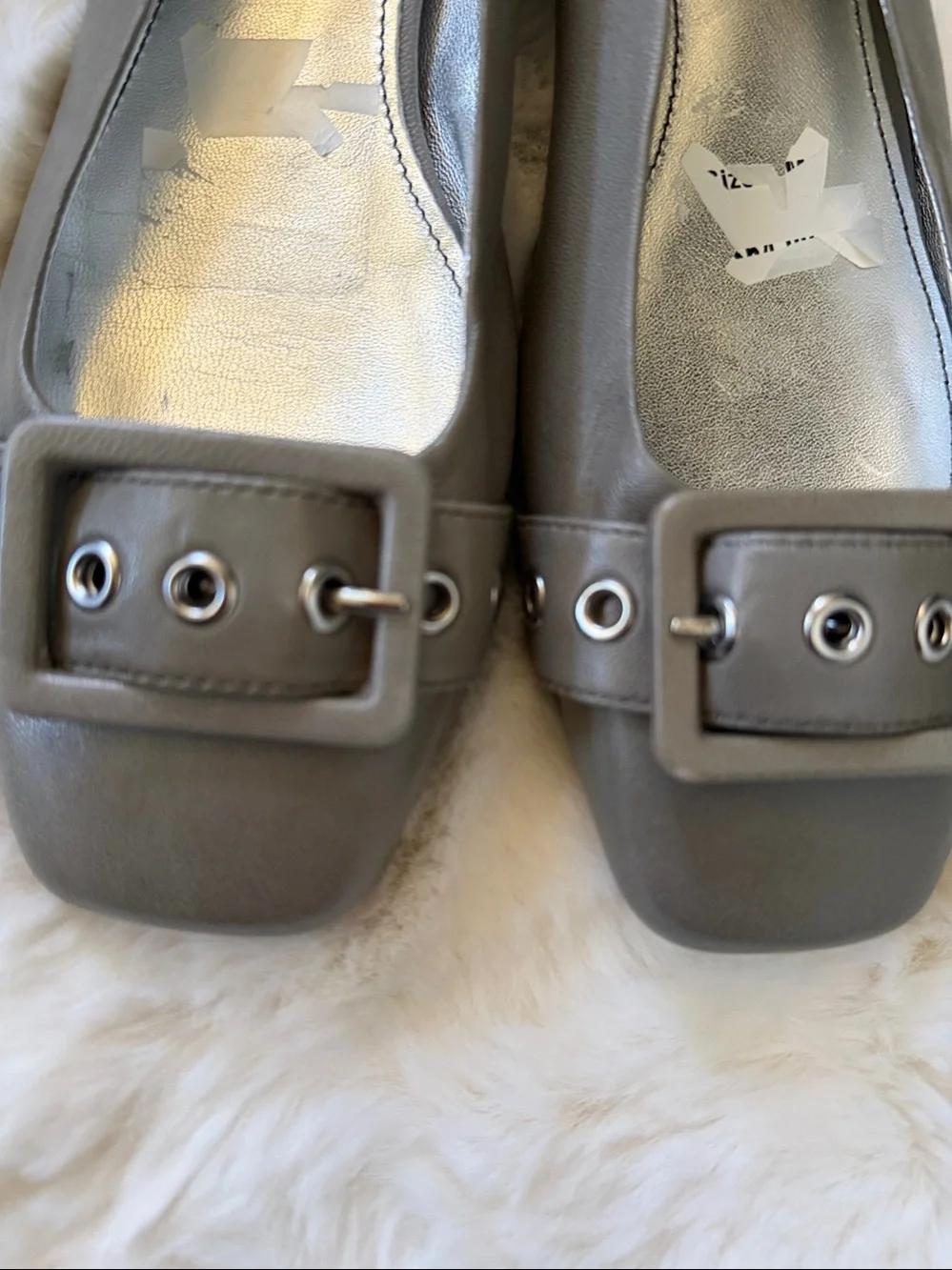 Ecco Women's Grey Leather Buckle Flats